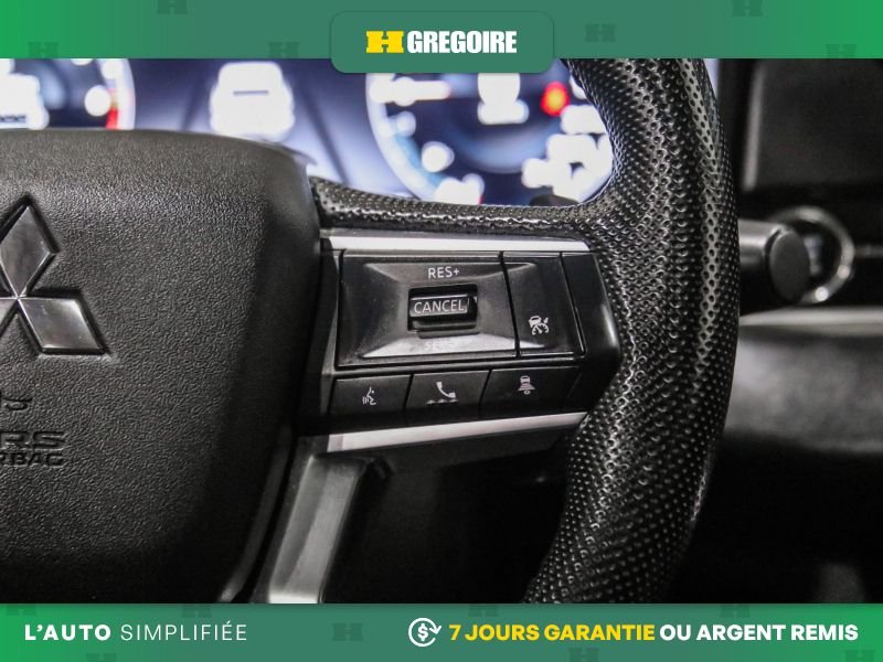 Mitsubishi Outlander 2023 Gris Blainville - photo #21