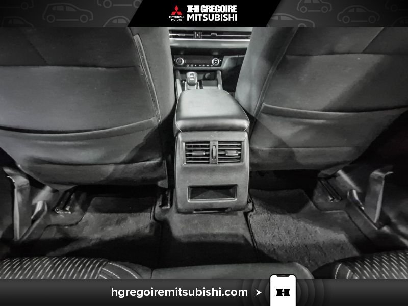 2022 Mitsubishi Outlander Grey Laval - photo #28