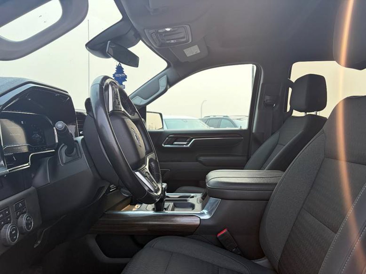2023 Chevrolet Silverado 1500 4WD Crew Cab 147 RST Black Sherwood Park - photo #5