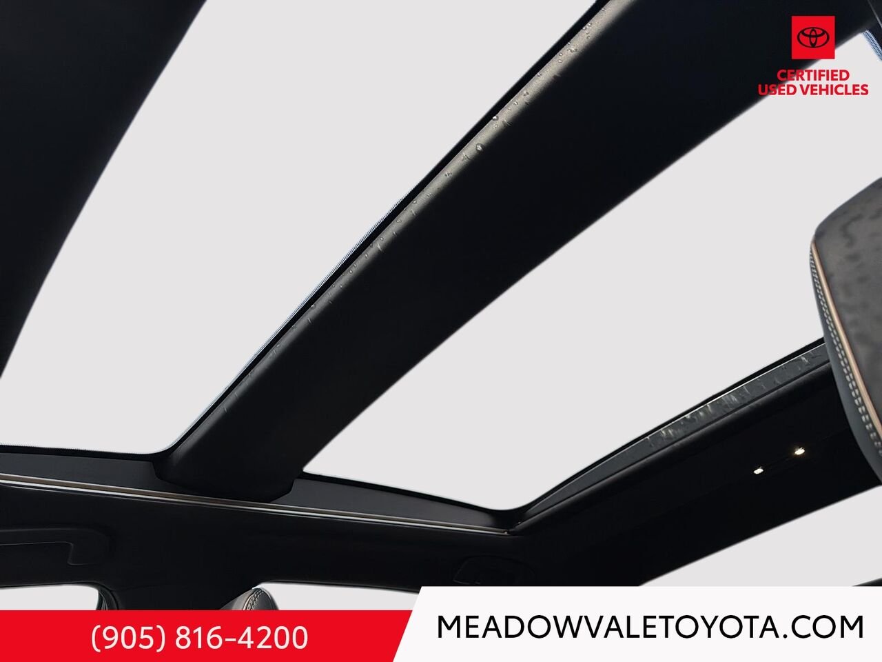 2025 Toyota CROWN + 21’’ Alloy Wheels + Adaptive Variable Suspension (AVS) + Advanced Park + Dual Exhaust Tips + Head Up Display (HUD) with NAVI + Dynamic Rear Steering + Power Trunk with Kick Sensor Black Mississauga - photo #10