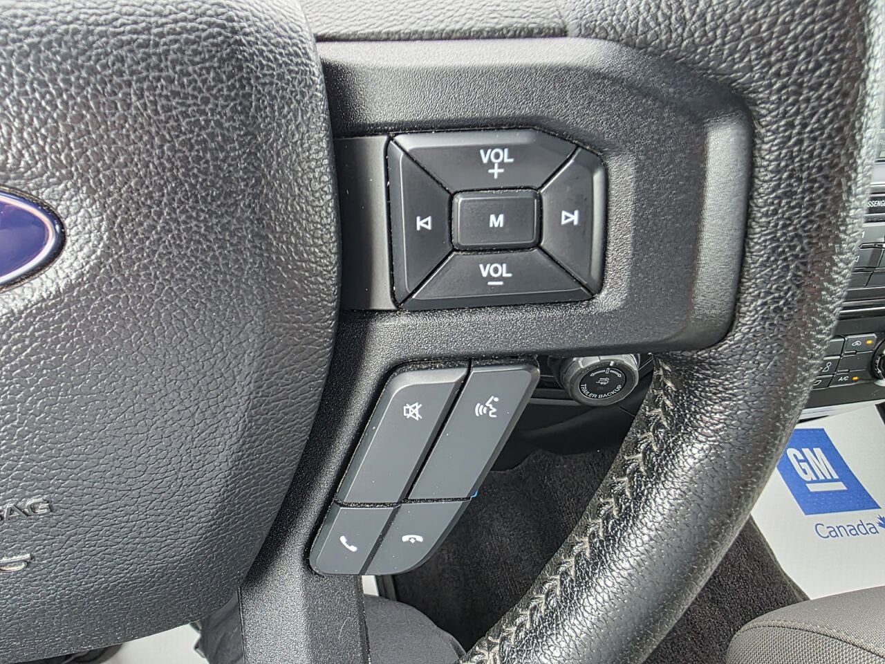 2016 Ford F-150 Cab SuperCrew 4RM 157 po XLT Black Rouyn-Noranda - photo #12
