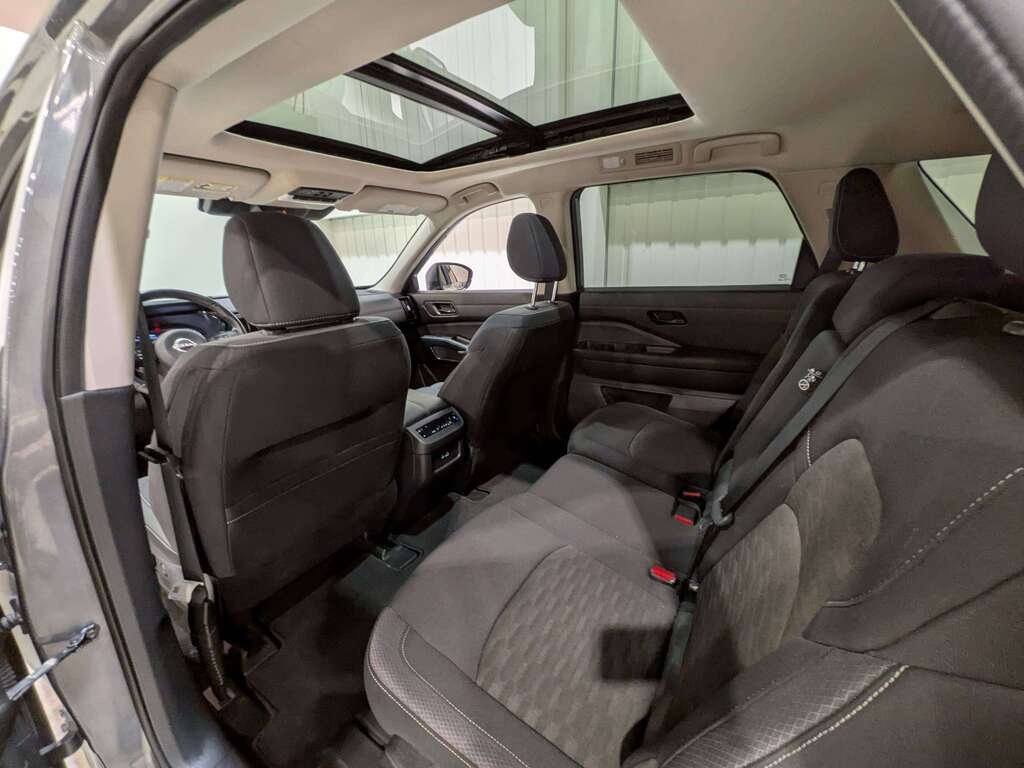 2024 Nissan Pathfinder Rock Creek 4WD Grey Val-David - photo #10