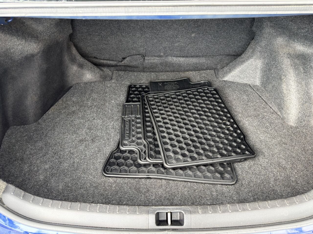 2016 Toyota Corolla Blue Thetford Mines - photo #12