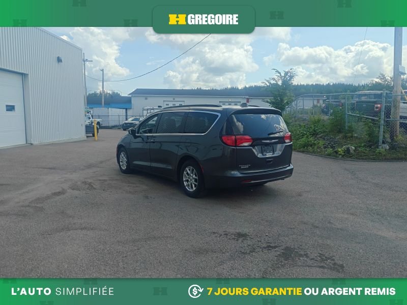Chrysler Pacifica 2019 Gris Laval - photo #5
