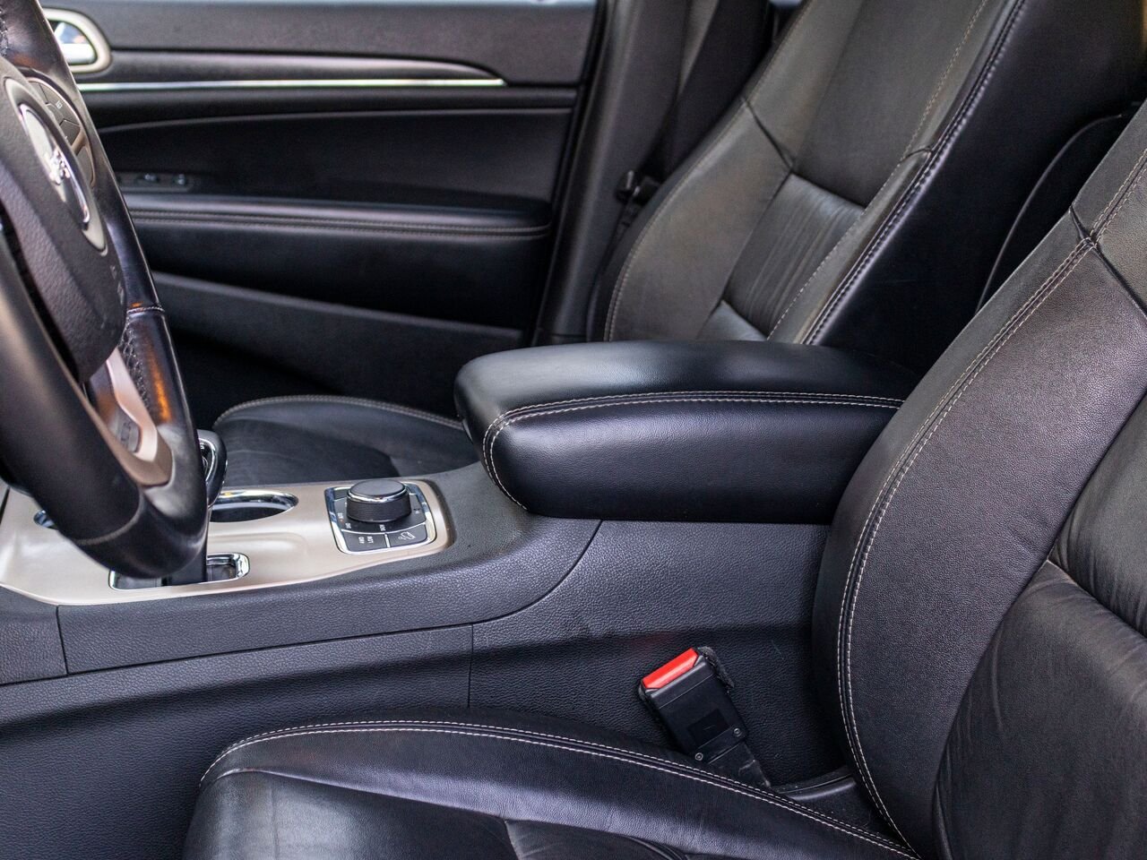 Jeep Grand Cherokee 4 RM, 4 portes, Limited 2014 Blanc Châteauguay - photo #28