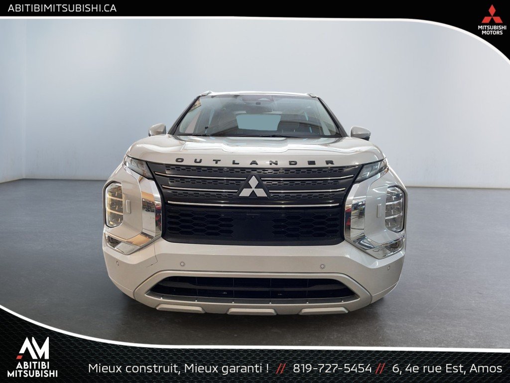 Mitsubishi Outlander PHEV 2023 Blanc Amos - photo #1