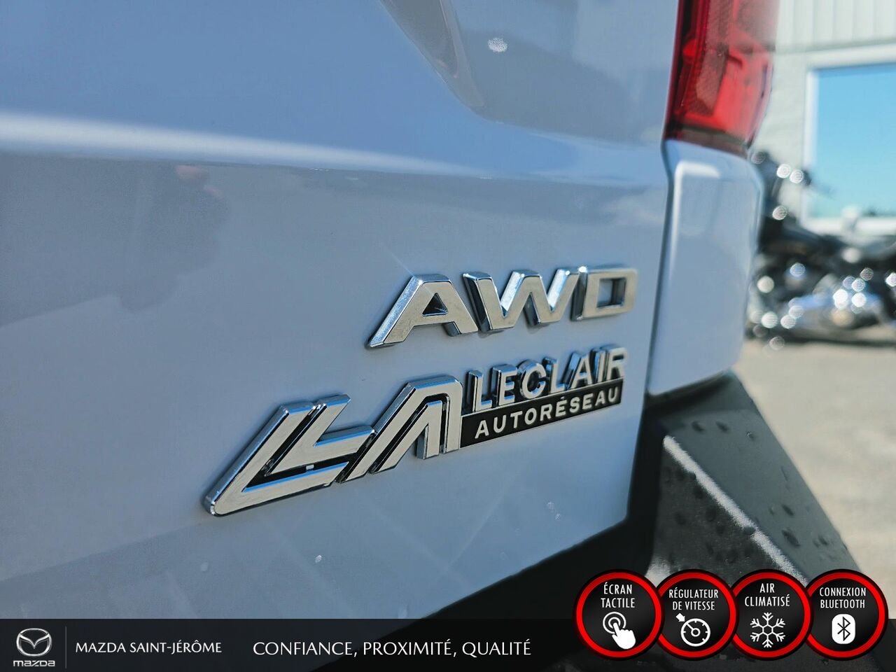 2024 Ford Maverick XLT | SuperCrew | 4X4 | White Saint-Jérôme - photo #8