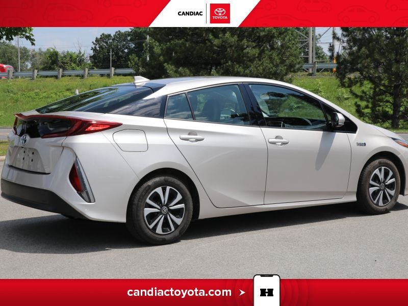 2018 Toyota Prius Silver Blainville - photo #10