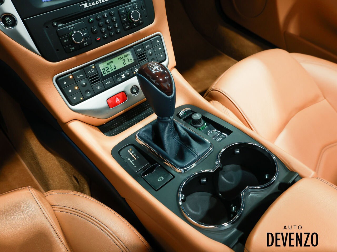 Maserati GranTurismo Convertible 2016 Bleu Saint-Eustache - photo #21