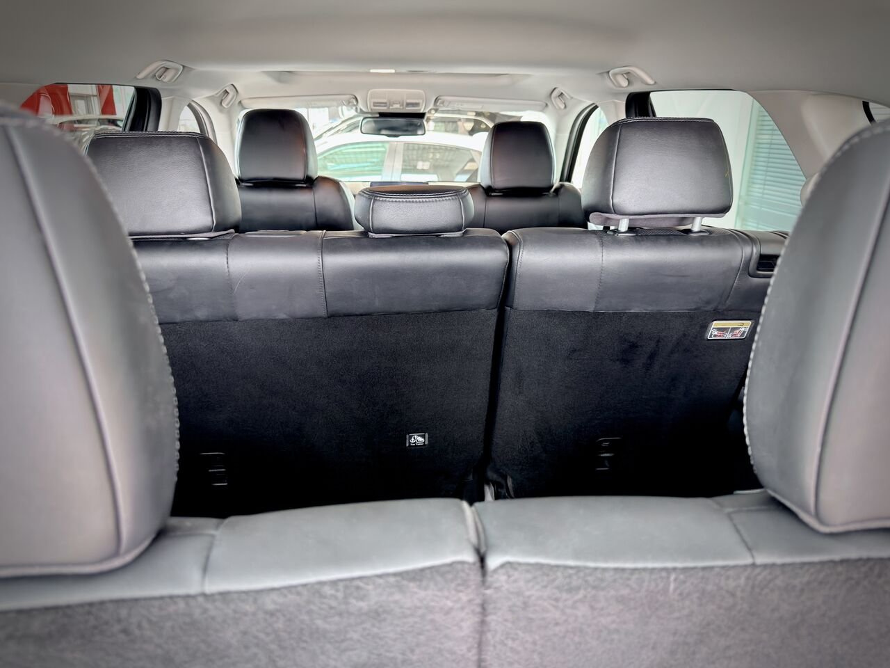 2022 Mazda CX-9 Grey Notre-Dame-des-Prairies - photo #10