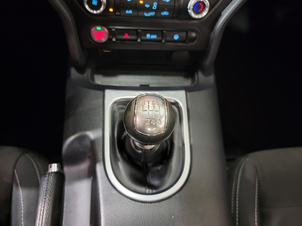 Ford Mustang EcoBoost Premium Fastback 2018 Gris Val-David - photo #25