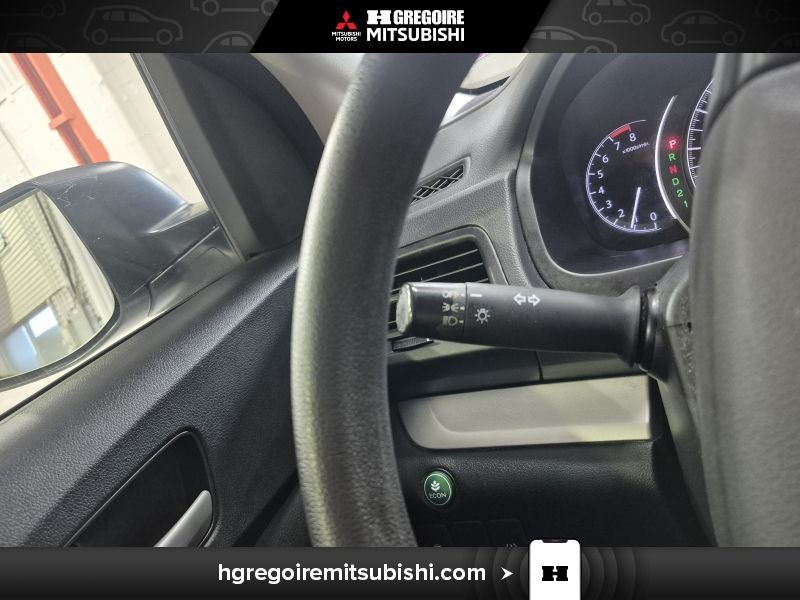 2014 Honda CRV Silver Blainville - photo #18