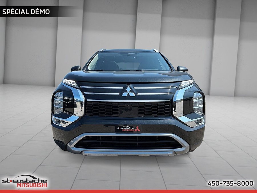 2026 Mitsubishi Outlander Plug-In Hybrid LE S-AWC Black