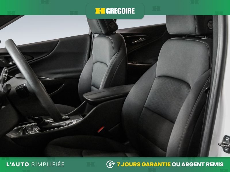 Chevrolet Malibu 2023 Blanc Saint-Eustache - photo #20