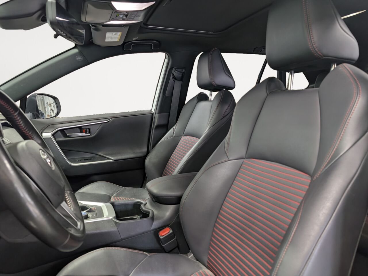 Toyota RAV4 Prime XSE PRIME-HYBRIDE BRANCHABLE/SIÈGES CHAUFFANTS/TOIT OUVRANT/VOLANT CHAUFFANT/AC BIZONE 2023 Blanc Sherbrooke - photo #6