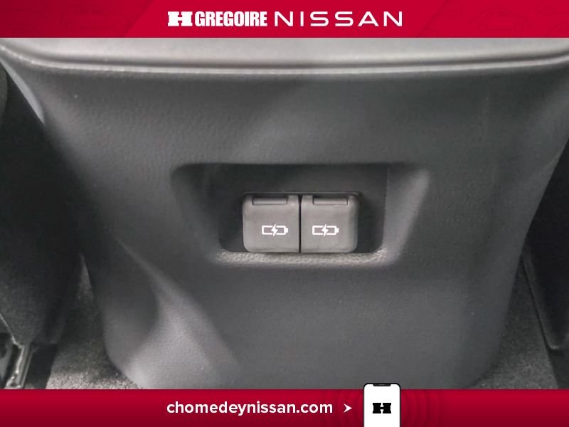 Toyota RAV4 Plug-In Hybrid 2025 Noir Saint-Eustache - photo #28