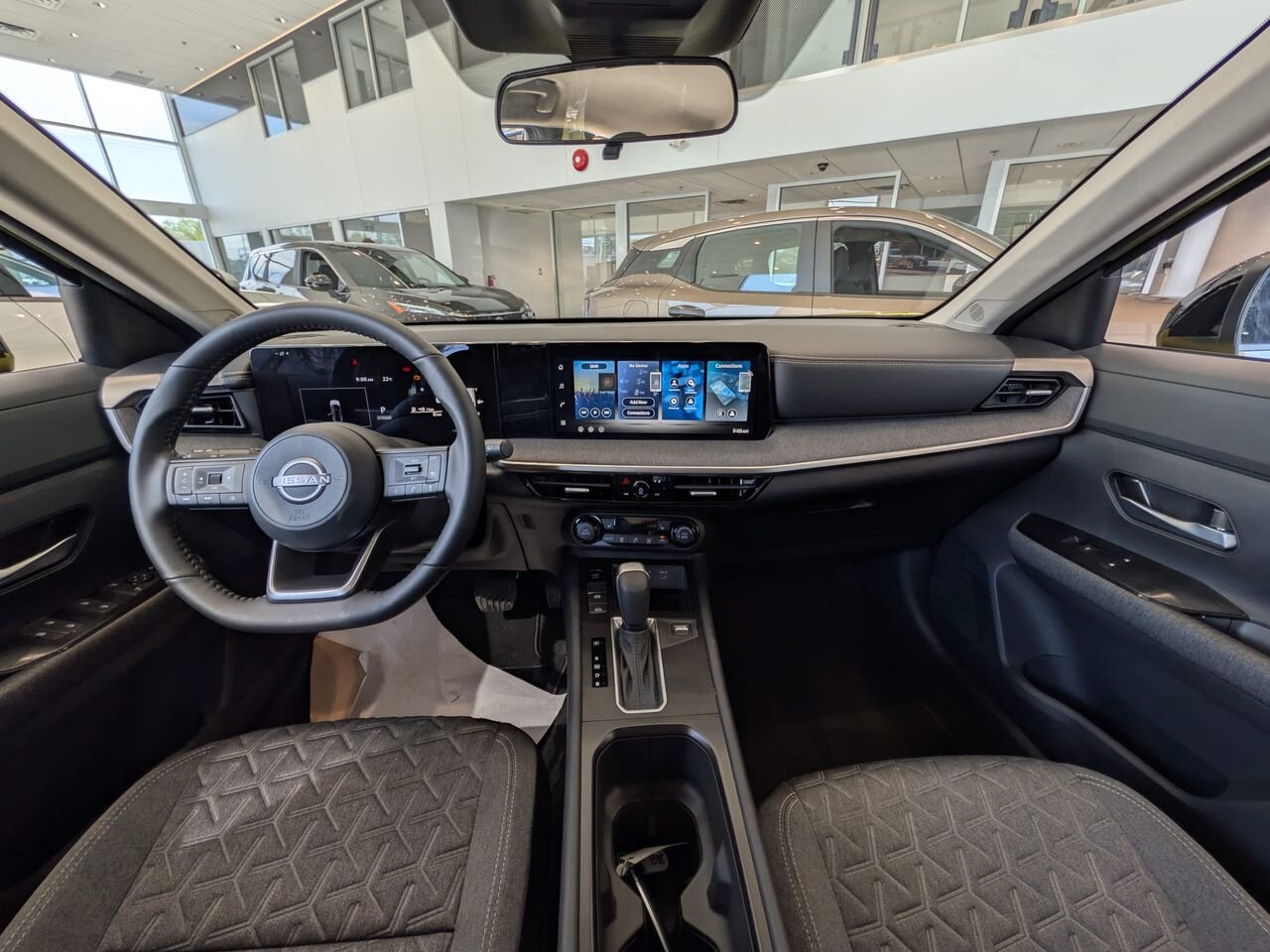 NISSAN Kicks KICKS SV 2026 Jaune yuzu métallisé/Noir intense Châteauguay - photo #12