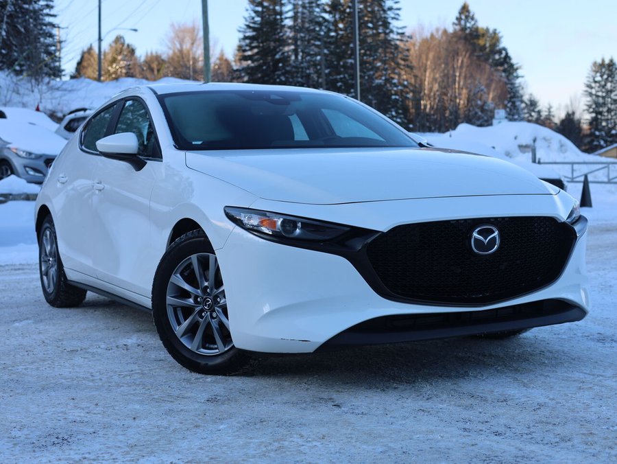 Mazda Mazda3 Sport GS AWD i-ACTIV BA, Toit ouvrant, Sièges à fonction mémoire, Volant chauffant 2023 Blanc