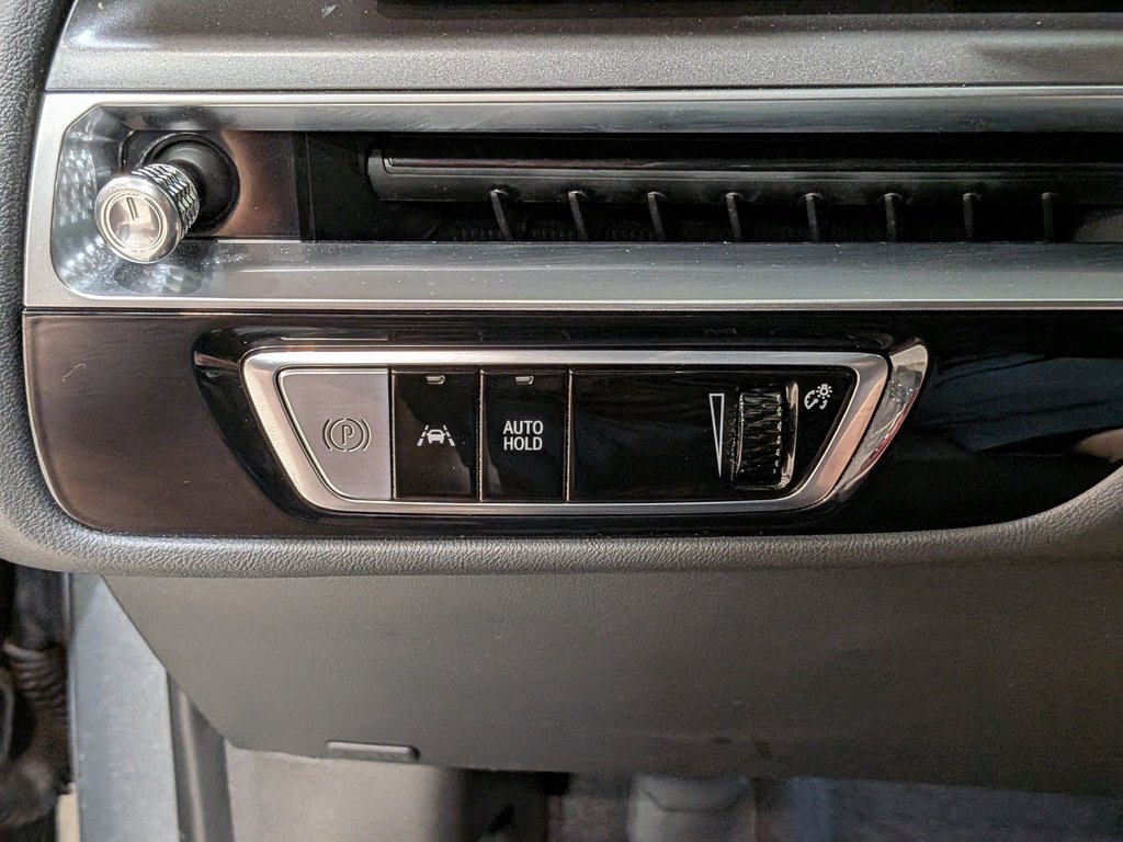 Cadillac LYRIQ 4dr Tech w/1SA 2024 Argent Val-David - photo #30