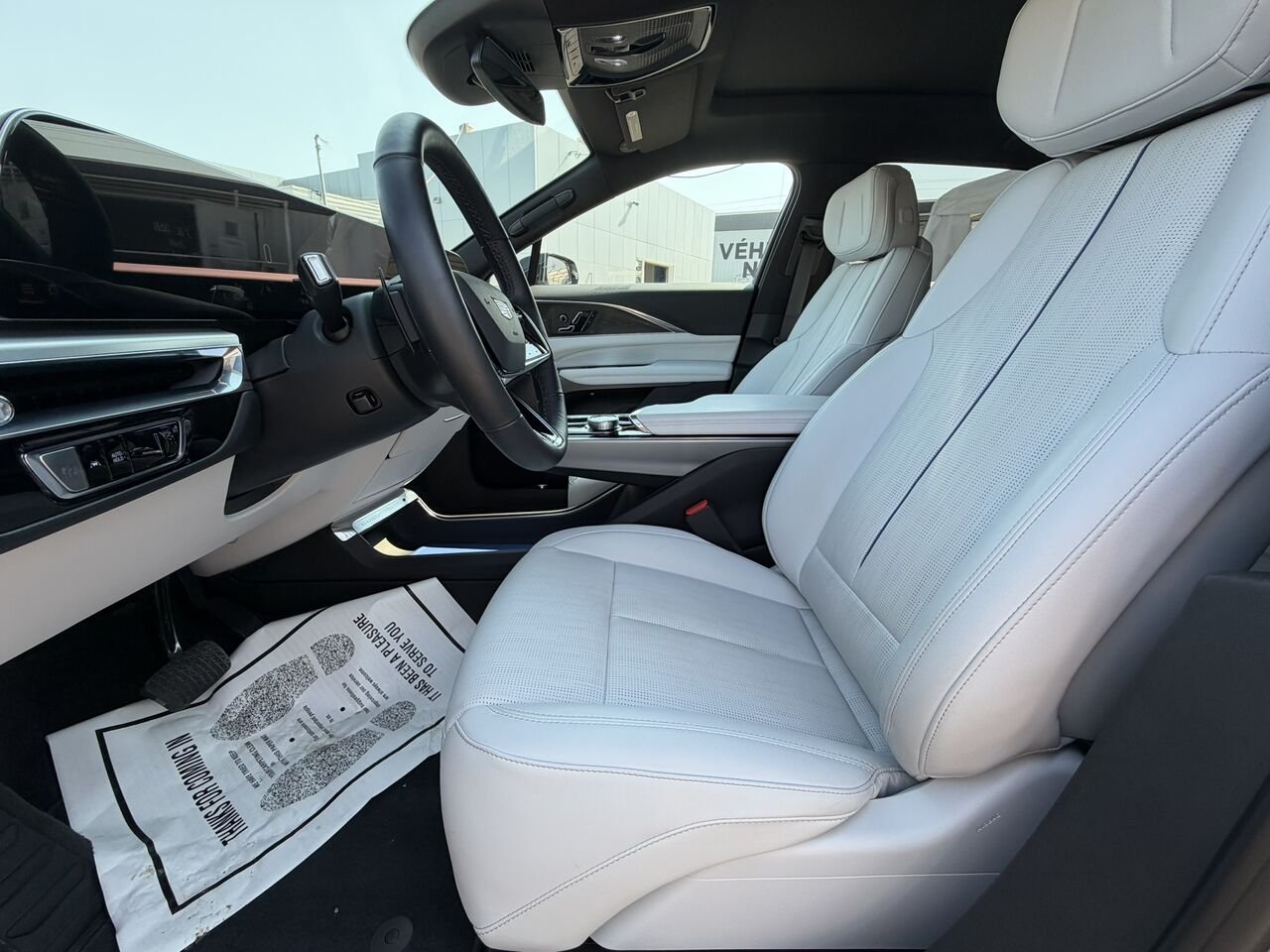 Cadillac LYRIQ LUXURY AWD FINANCEMENT À PARTIR DE 0.99% 2024 Gris Laval - photo #21