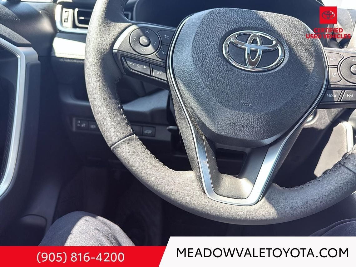 2025 Toyota RAV4 Bluetooth Black Mississauga - photo #42
