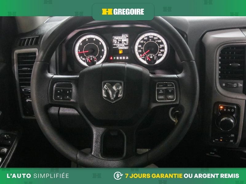 Ram 1500 729088 | ST AWD AUTO A/C GR ELECT MAGS CAM RECUL BLUETOOTH 2019 Noir Laval - photo #17