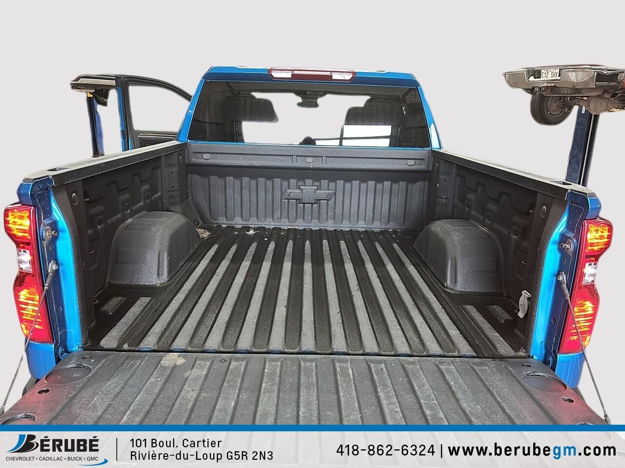 2024 CHEVROLET 1500 4RM, CAISSE COURTE, CAB. MULTIPLAC LT Blue Rivière-du-Loup - photo #15