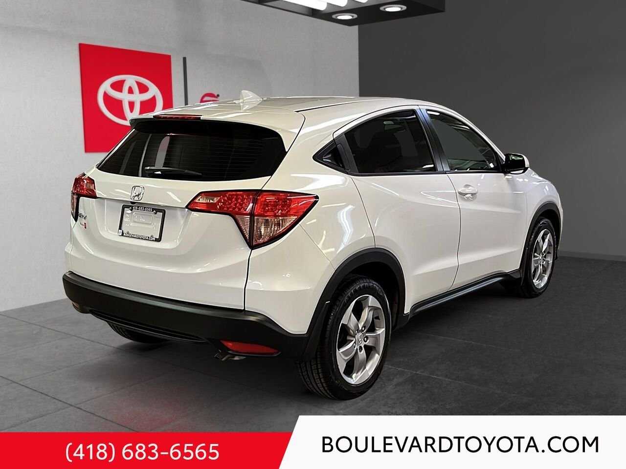 2018 Honda HR-V 100072B-81 | LX White Québec - photo #3