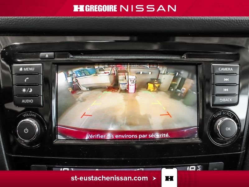 2019 Nissan Qashqai Red Saint-Eustache - photo #23