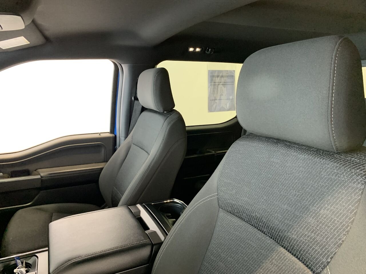 Ford F-150 SUPERCREW XLT 2023 Bleu Saint-Eustache - photo #29