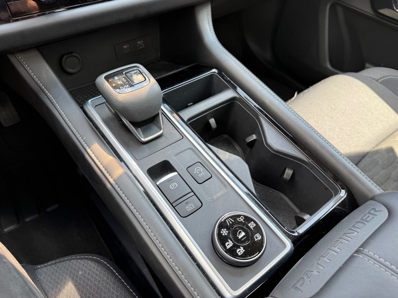 2024 Nissan Pathfinder Blue Châteauguay - photo #19