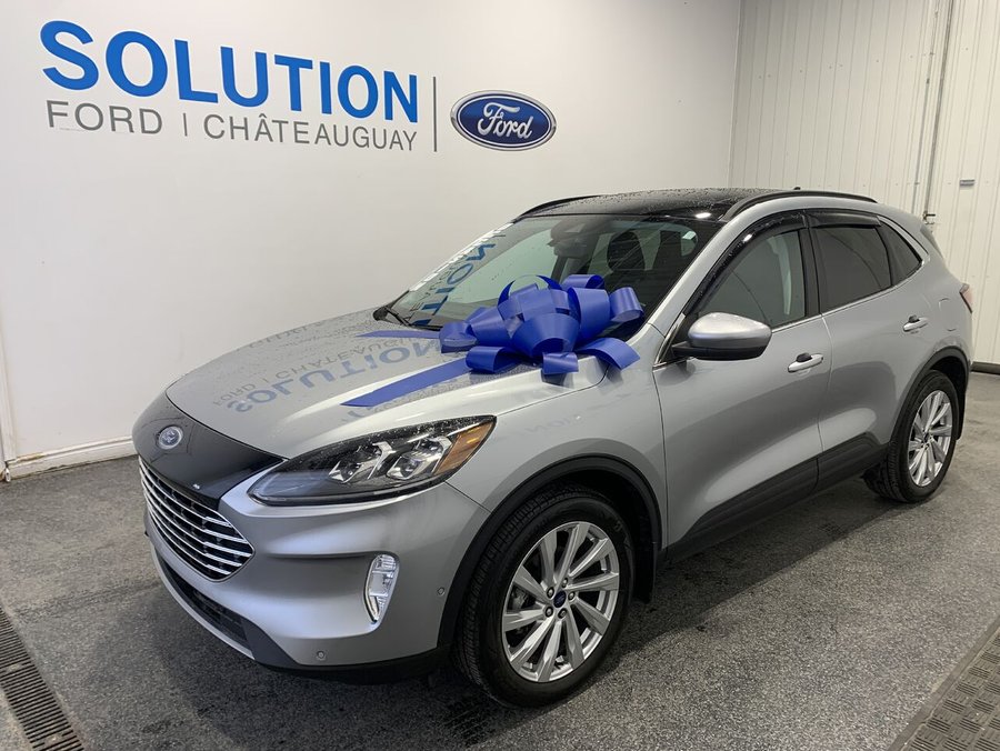 2022 Ford Escape TITANIUM AWD 2022 Silver