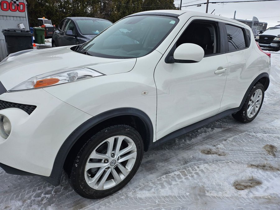 2013 Nissan JUKE SV White