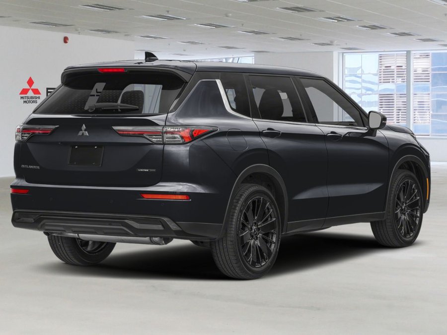 2026 MITSUBISHI Outlander LE Black Diamond