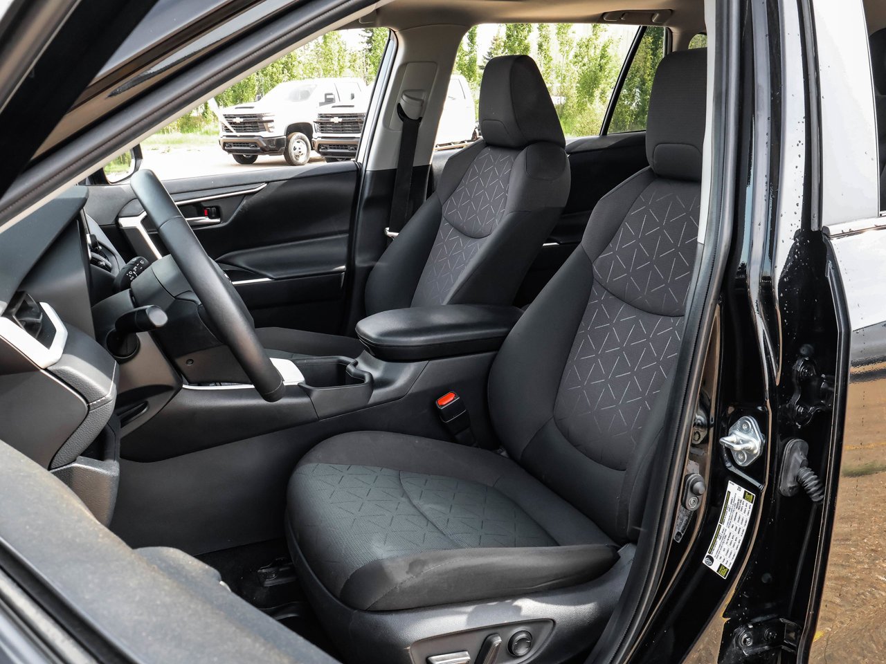 2024 Toyota RAV4 XLE AWD Black Sherwood Park - photo #13
