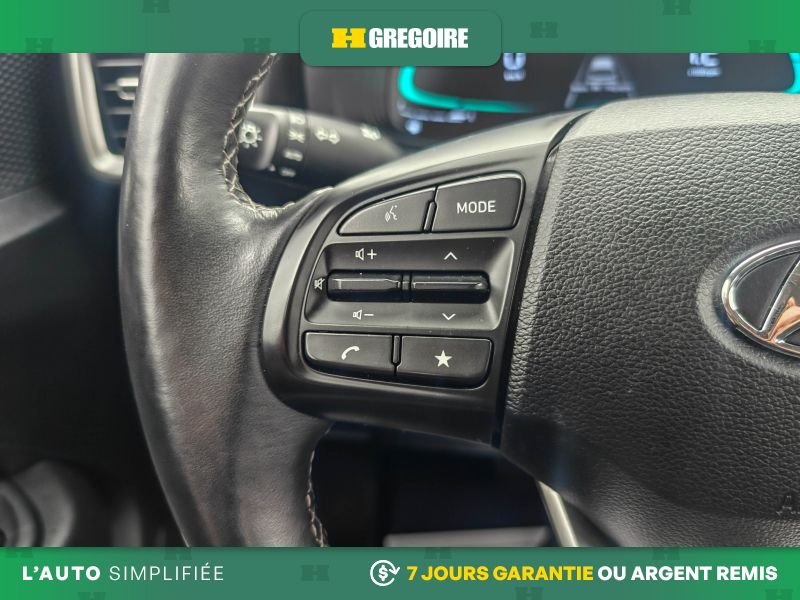 2024 Hyundai Venue Silver Saint-Eustache - photo #13
