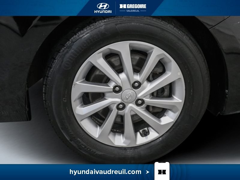 2020 Hyundai Accent Black Blainville - photo #32