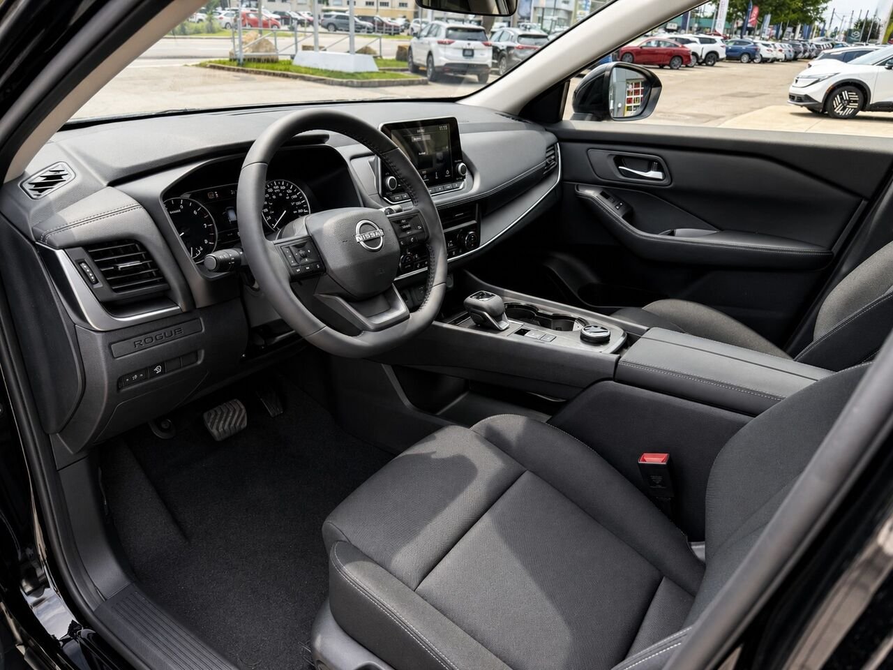 2026 NISSAN Rogue ROGUE S Super Black Châteauguay - photo #8
