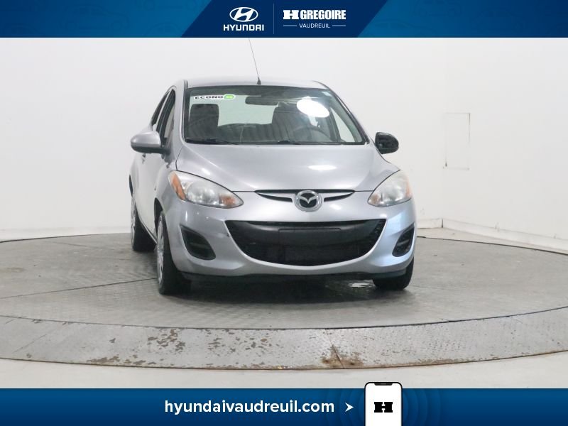 2011 Mazda 2 Silver Blainville - photo #0