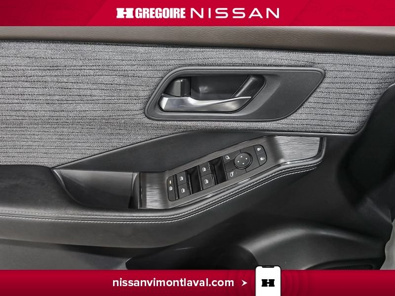 2023 Nissan Rogue White Laval - photo #14