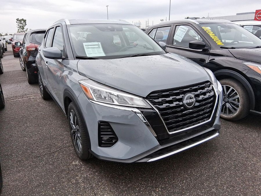 Nissan Kicks SV TA 2024 2024 Gris