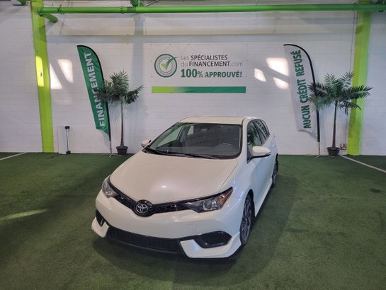 2018 Toyota Corolla iM 2018 White