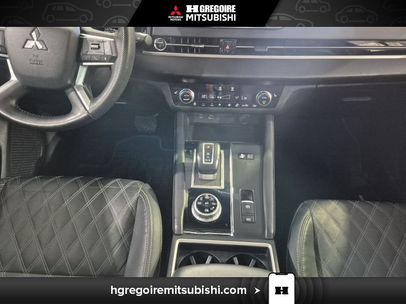 2023 Mitsubishi Outlander Plug-In Hybrid Black Saint-Eustache - photo #25