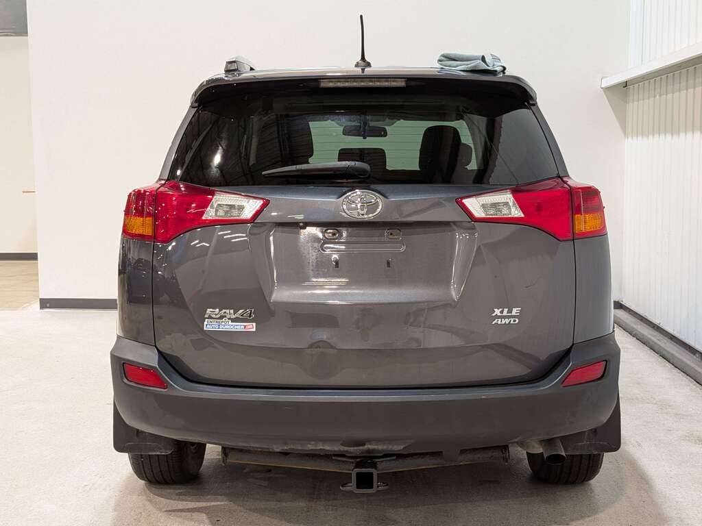 Toyota RAV4 AWD 4dr XLE 2015 Gris Val-David - photo #8