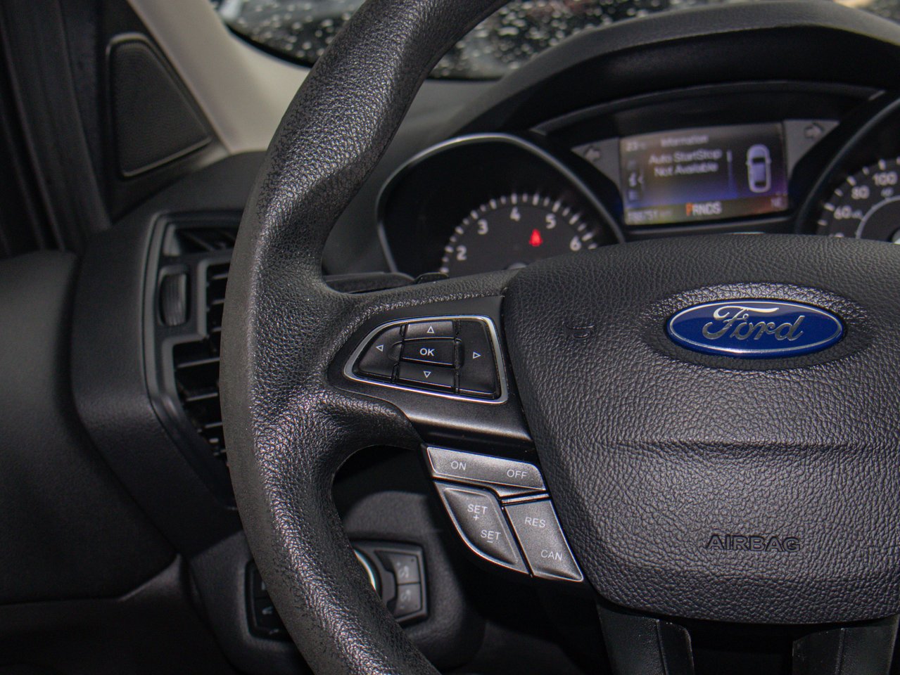 2017 Ford Escape FWD 4dr SE Beige Sherwood Park - photo #22