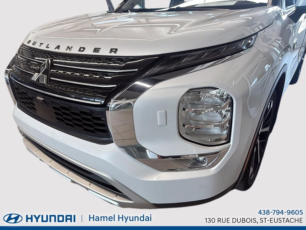 Mitsubishi Outlander PHEV 2023 Blanc Saint-Eustache - photo #2