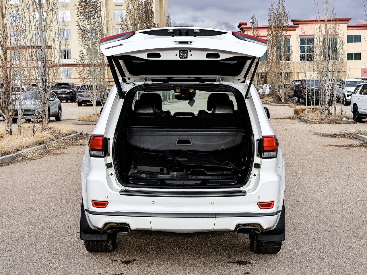 2021 Jeep Grand Cherokee High Altitude 4x4 White Sherwood Park - photo #14