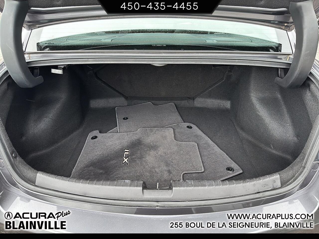 2018 Acura ILX Grey Blainville - photo #5