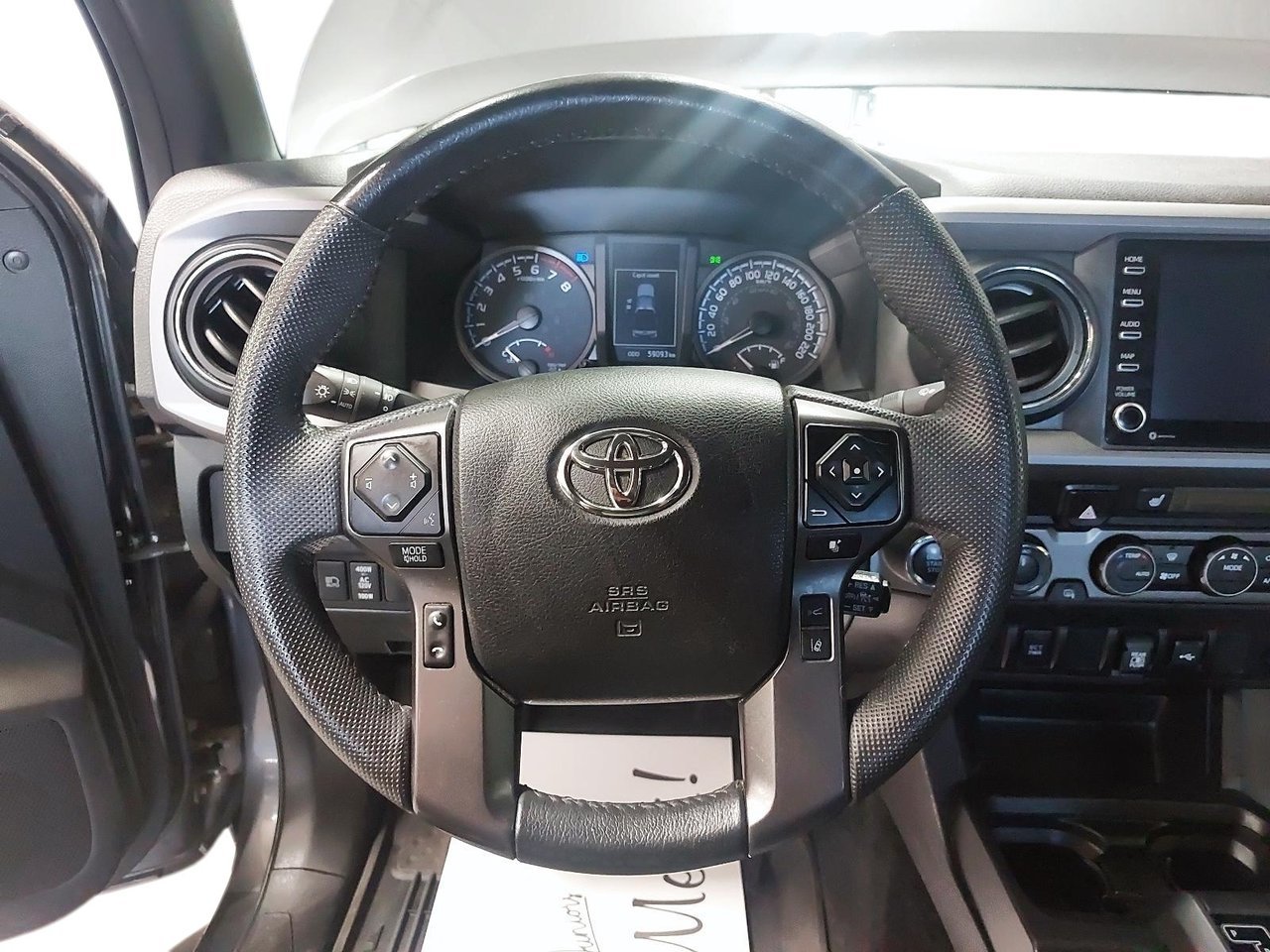 2022 Toyota Tacoma VIN 3TYDZ5BN4NT012674 Grey Chicoutimi - photo #10