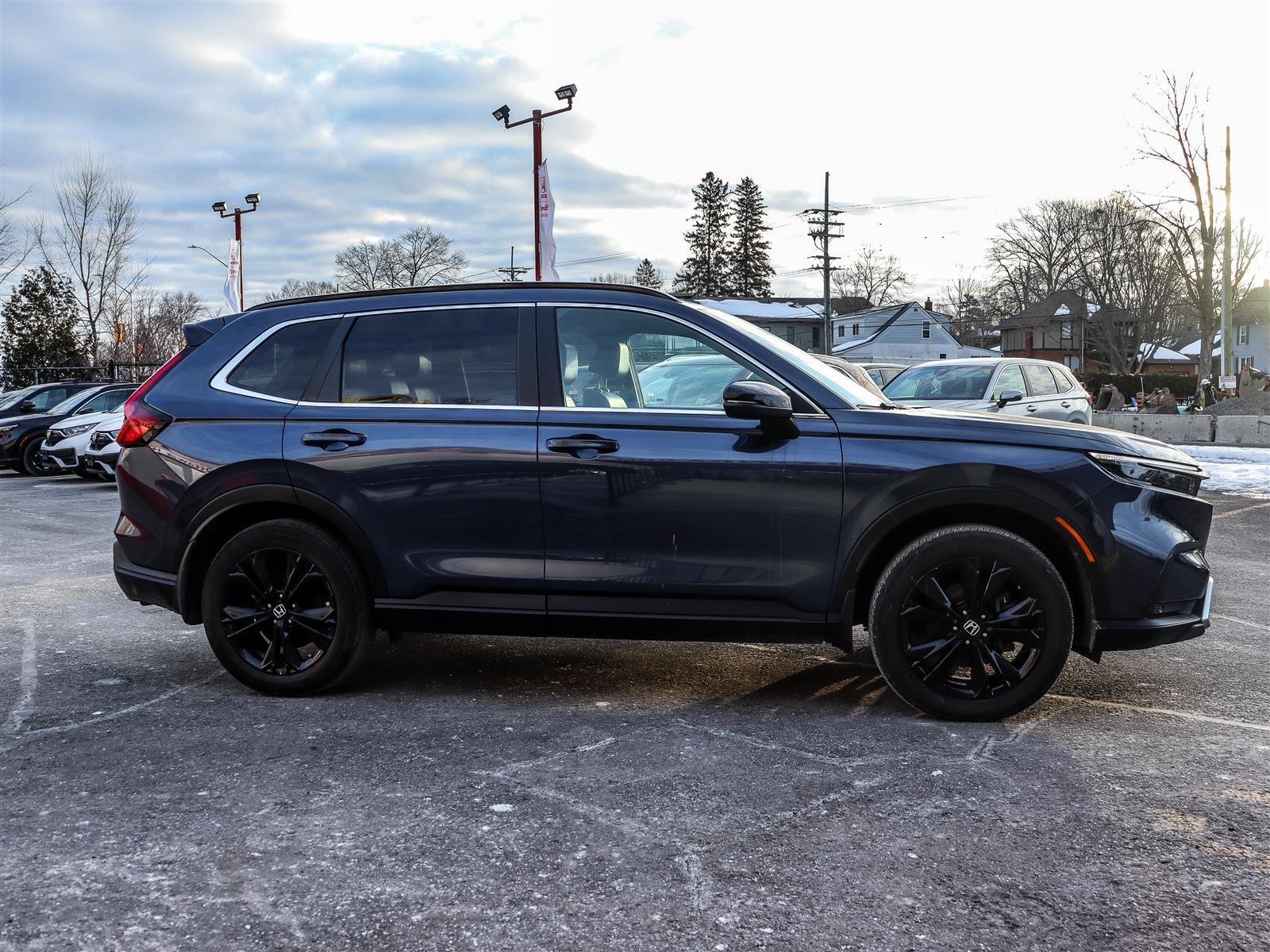 Honda CR-V hybride Touring 2023 Blue Ottawa & Gatineau - photo #2